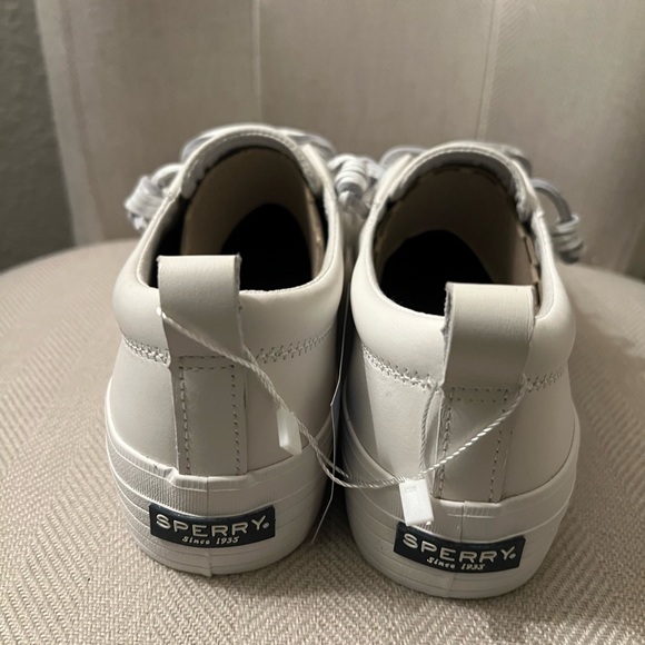 NWOT SPERRY WOMEN’s CREST VIBE LEATHER SNEAKERS - Picture 2 of 5